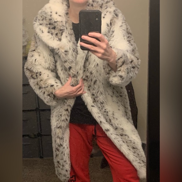 Vintage 80s faux fur white leopard coat, modern size S/M - Picture 3 of 12